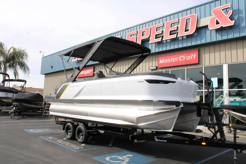 Slide: The Image of Manitou 22MAX Explore Switchback 2025 - 24