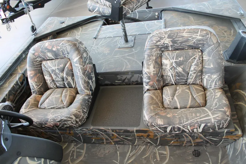 Slide: The Image of War Eagle 961 Blackhawk 2025 - 10