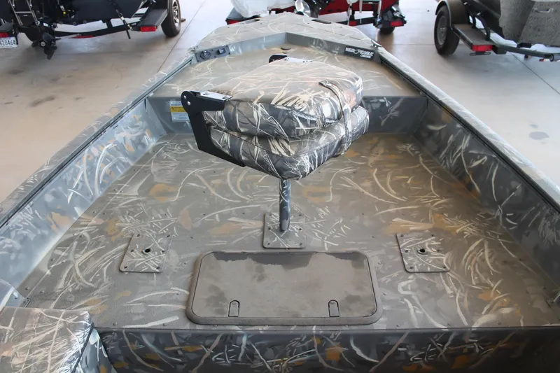 Slide: The Image of War Eagle 961 Blackhawk 2025 - 8