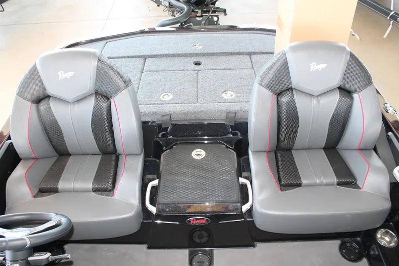 Slide: The Image of Ranger Boats Z519R Cup-Equipped 2025 - 15