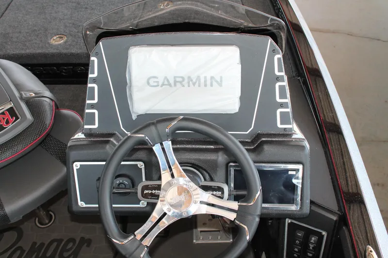 Slide: The Image of Ranger Boats Z519R Cup-Equipped 2025 - 9