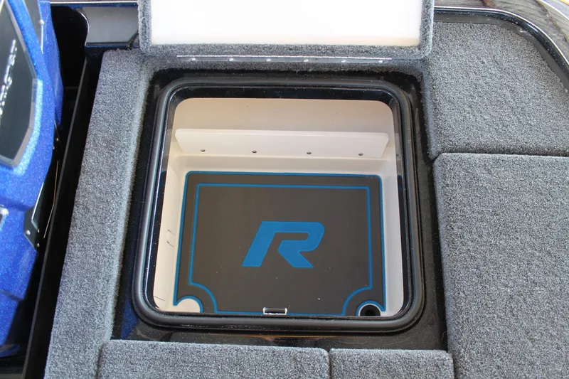 Slide: The Image of Ranger Boats Z519R Cup-Equipped 2025 - 26