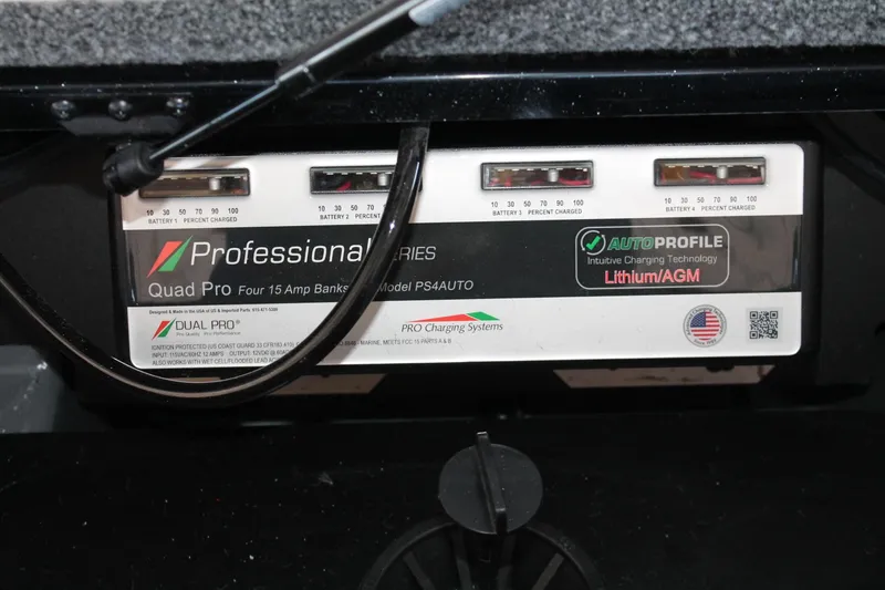 Slide: The Image of Ranger Boats Z519R Cup-Equipped 2025 - 28