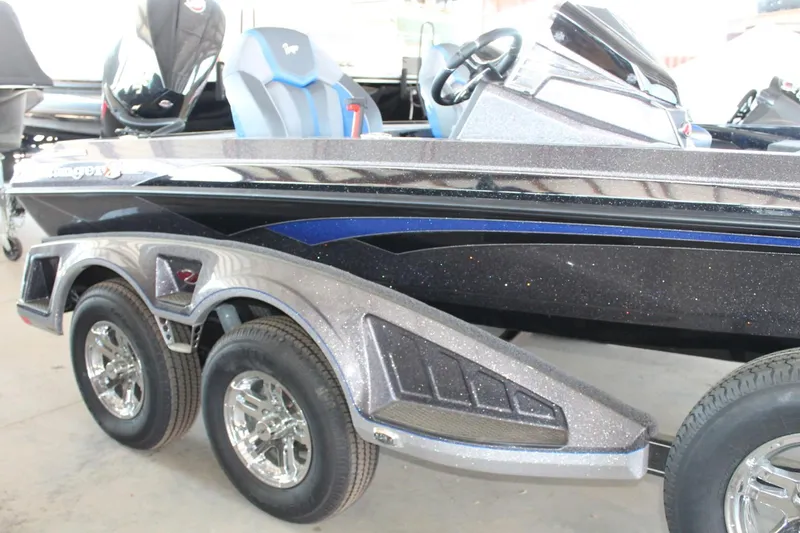 Slide: The Image of Ranger Boats Z519R Cup-Equipped 2025 - 3