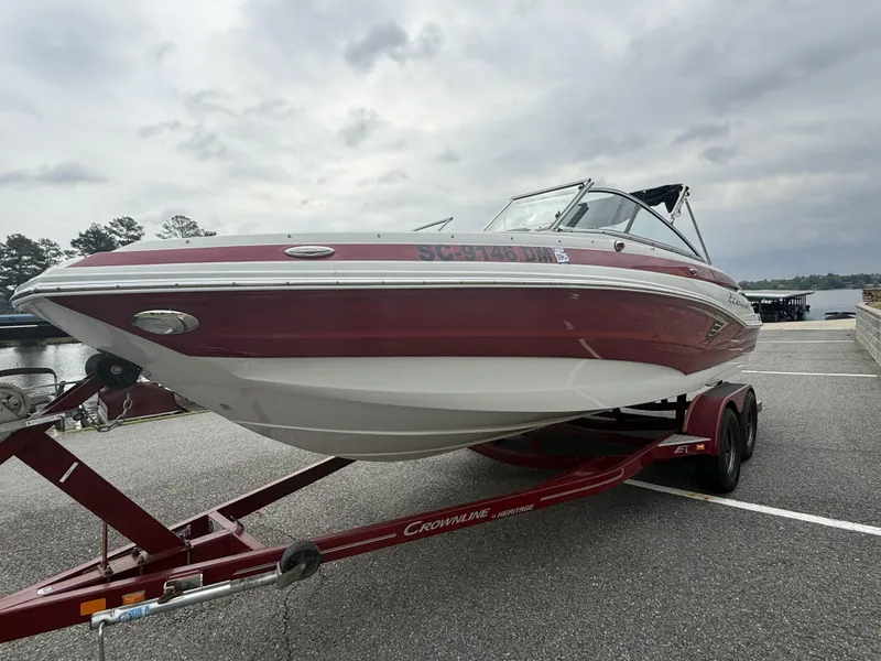 Slide: The Image of Crownline Boats Eclipse E1 XS 2017 - 5