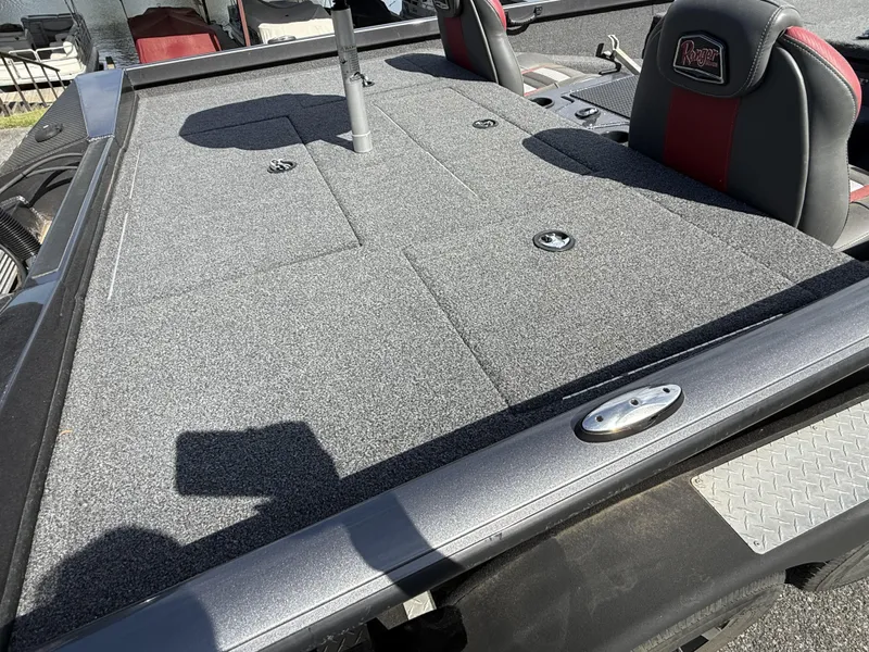 Slide: The Image of 2020 Ranger RT198P boat with spacious carpeted deck and comfortable seating. - 7