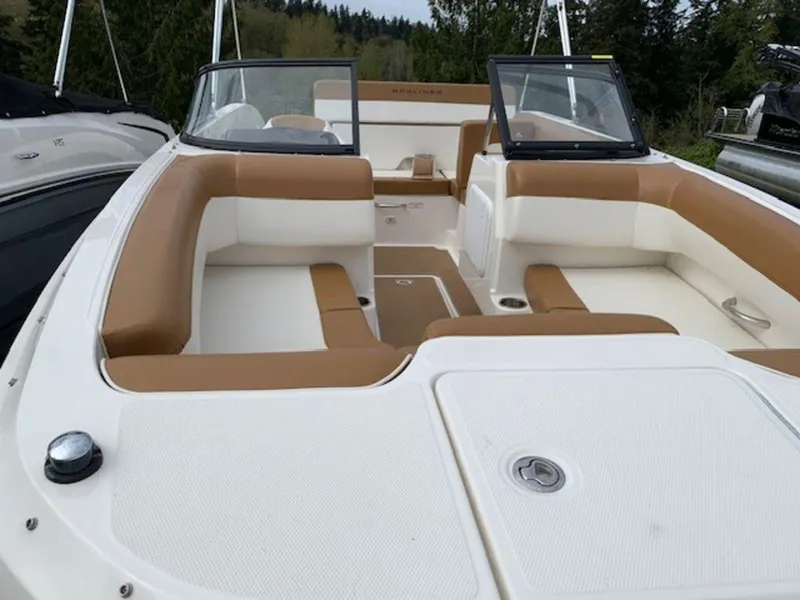 Slide: The Image of Bayliner DX 2050 2019 - 7