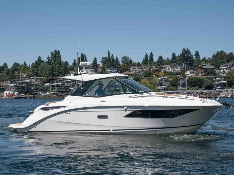 The Image of Sea Ray Sundancer 320 2025 - 1