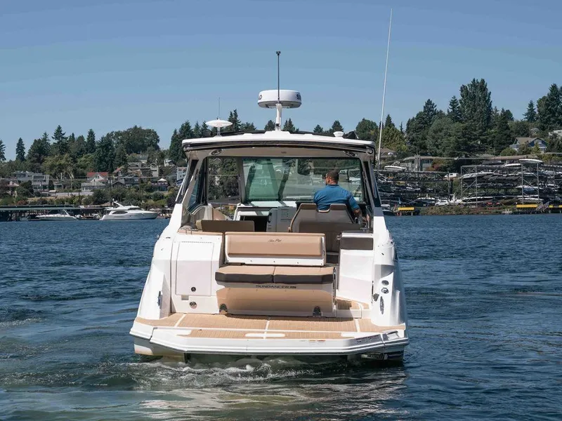 Slide: The Image of Sea Ray Sundancer 320 2025 - 8