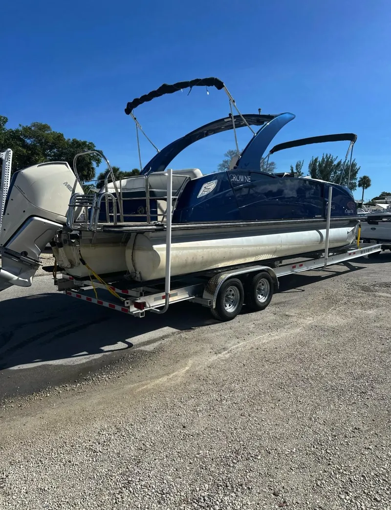 Slide: The Image of Harris Crowne SL 250 2022 - 50