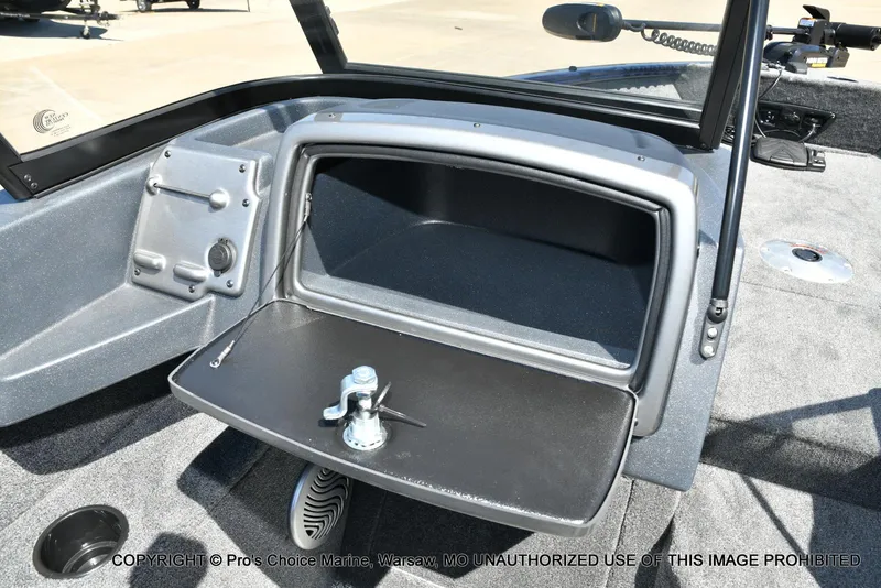 Slide: The Image of Tracker Pro Guide V-175 Walk-Thru 2025 - 46