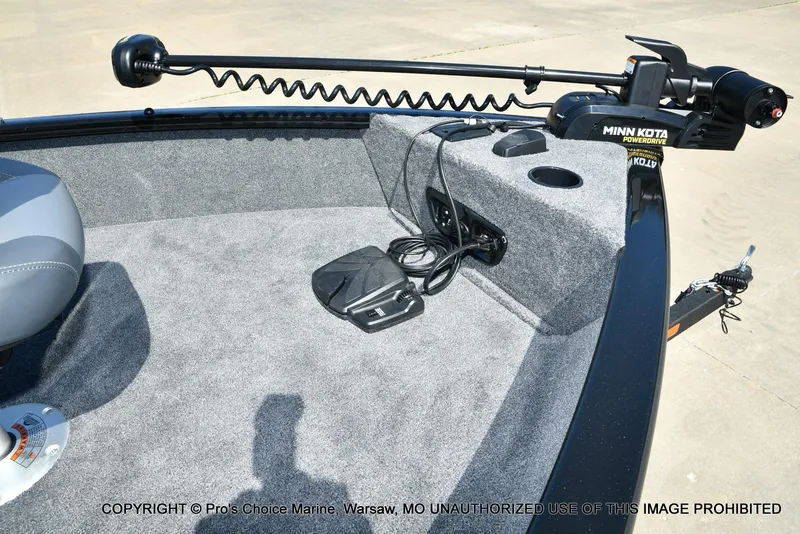 Slide: The Image of 2025 Tracker Pro Guide V-175 Combo boat with Minn Kota PowerDrive trolling motor. - 29