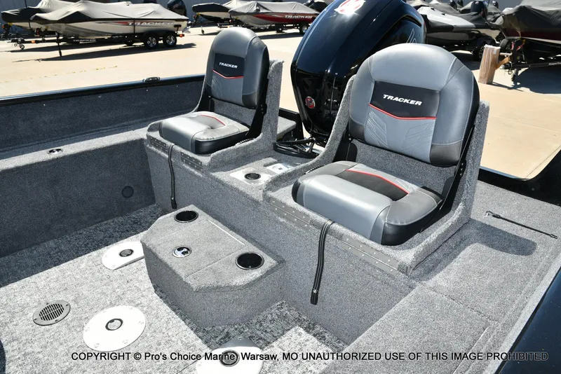 Slide: The Image of 2025 Tracker Pro Guide V-175 Combo boat interior with two cushioned seats. - 34