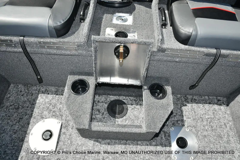 Slide: The Image of Tracker Pro Guide V-175 Combo 2025 - 64