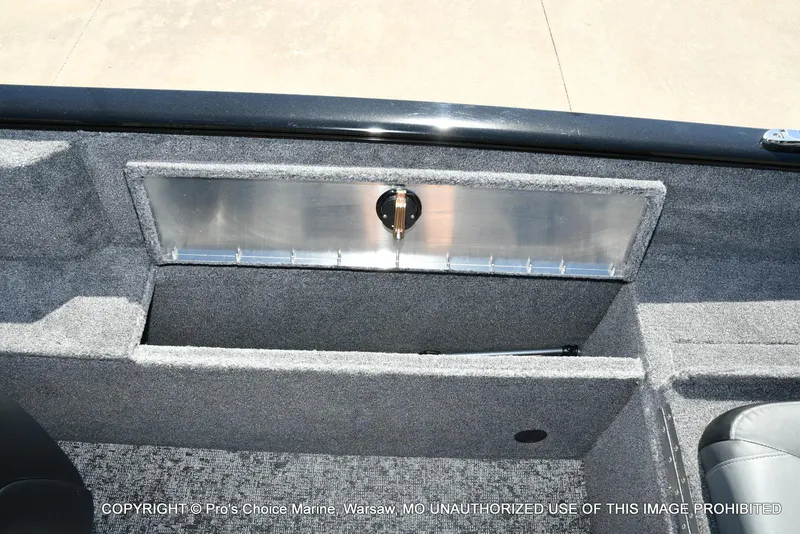 Slide: The Image of Tracker Pro Guide V-175 Combo 2025 - 65