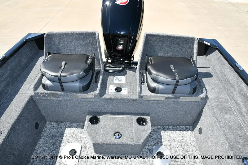 Slide: The Image of Tracker Pro Guide V-175 Combo 2025 - 69