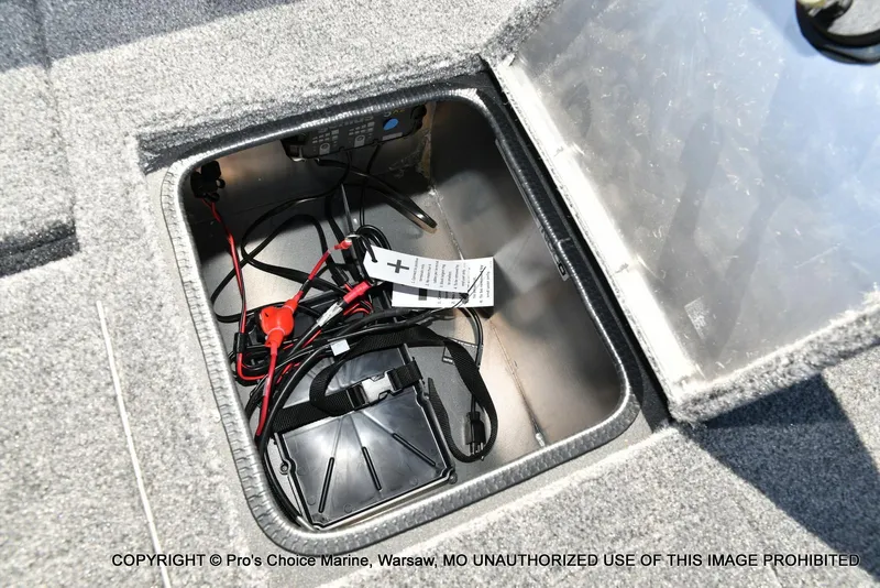 Slide: The Image of Tracker Pro Guide V-175 Combo 2025 - 72