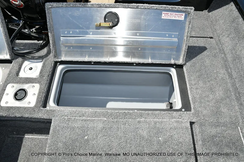 Slide: The Image of Tracker Pro Guide V-175 Combo 2025 - 76