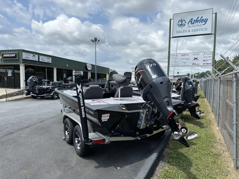 Slide: The Image of Xpress Hyper-Lift Bass Series H20 2025 - 3