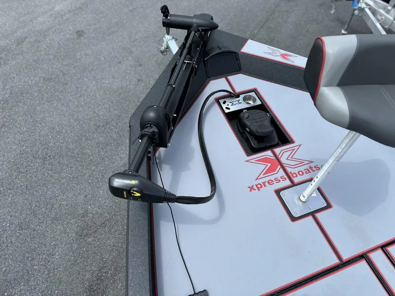 Slide: The Image of Xpress Hyper-Lift Bass Series H20 2025 - 9