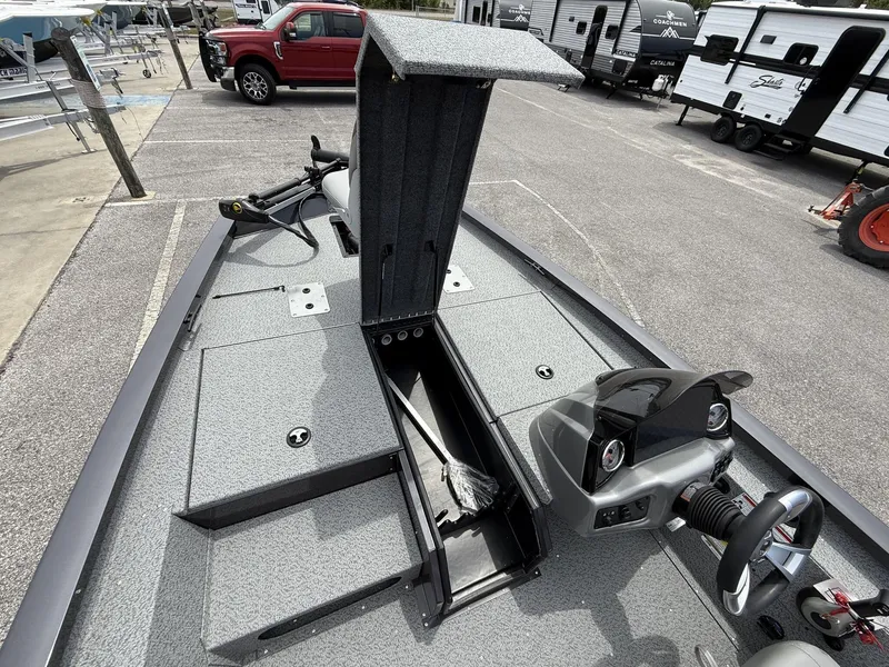 Slide: The Image of G3 Sportsman 1710 2025 - 8