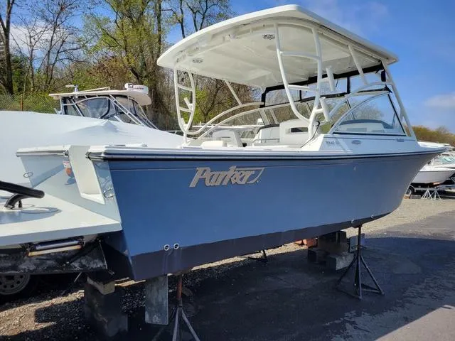 Slide: The Image of Parker Marine 2540 DC 2021 - 4