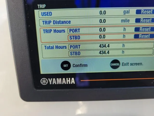 Slide: The Image of Parker Marine 2540 DC 2019 - 7