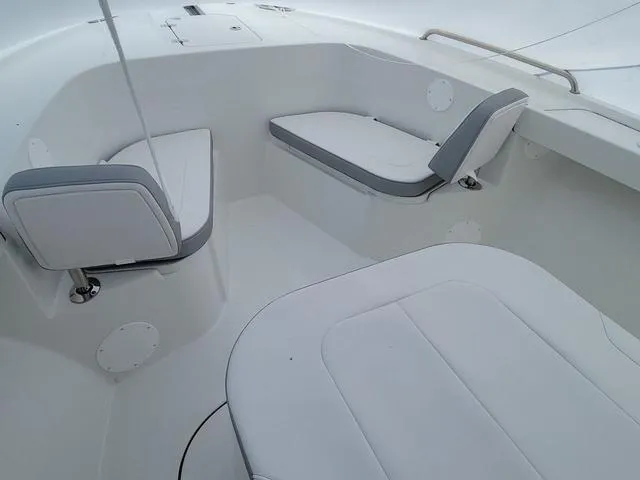 Slide: The Image of Parker Marine 2400 Center Console 2025 - 3