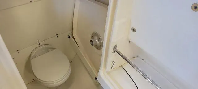 Slide: The Image of Robalo r272 2020 - 10