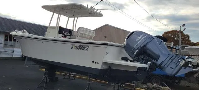 Slide: The Image of Parker Marine 2501 Center Console 2022 - 3