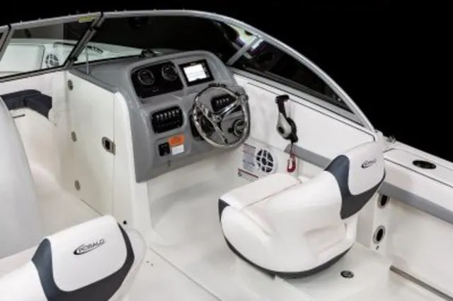 Slide: The Image of Robalo R207 Dual Console 2025 - 3