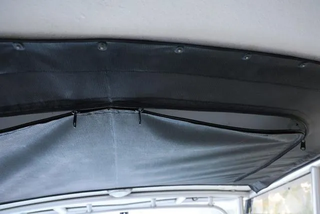 Slide: The Image of Parker Marine 2510 XLD Walkaround 2015 - 10