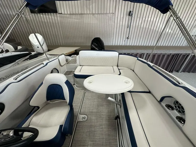 Slide: The Image of Crownline Boats Eclipse E230 XS 2024 - 11