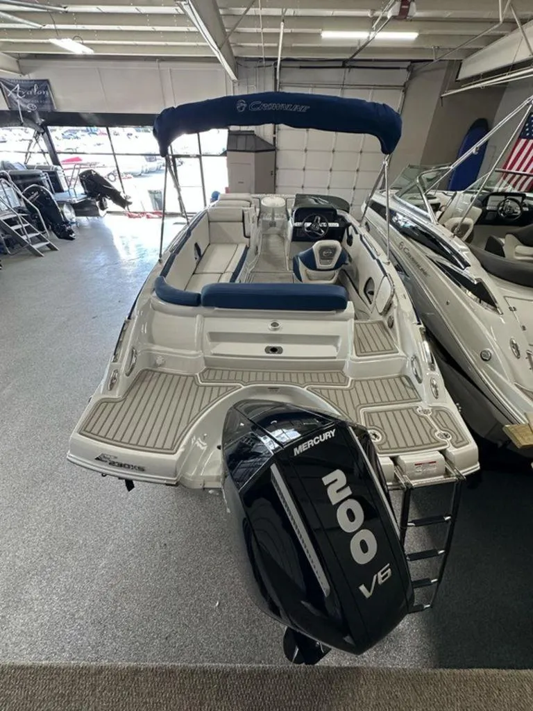 Slide: The Image of Crownline Boats Eclipse E230 XS 2024 - 15