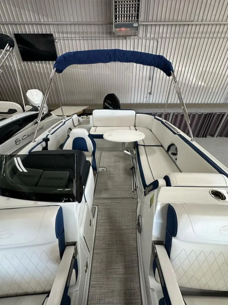 Slide: The Image of Crownline Boats Eclipse E230 XS 2024 - 8