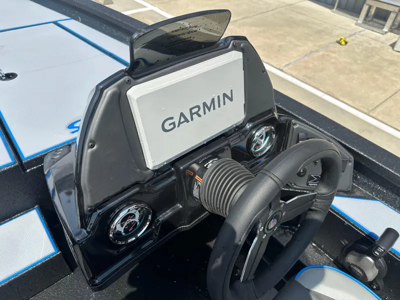 Slide: The Image of Xpress H20 Bass 2025 - 18