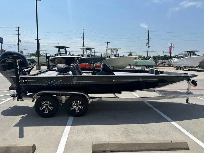 Slide: The Image of Xpress H20 Bass 2025 - 8