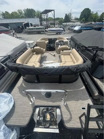 Slide: The Image of Godfrey Sweetwater 2286 SBX Tritoon - 150 Yamaha 2025 - 4