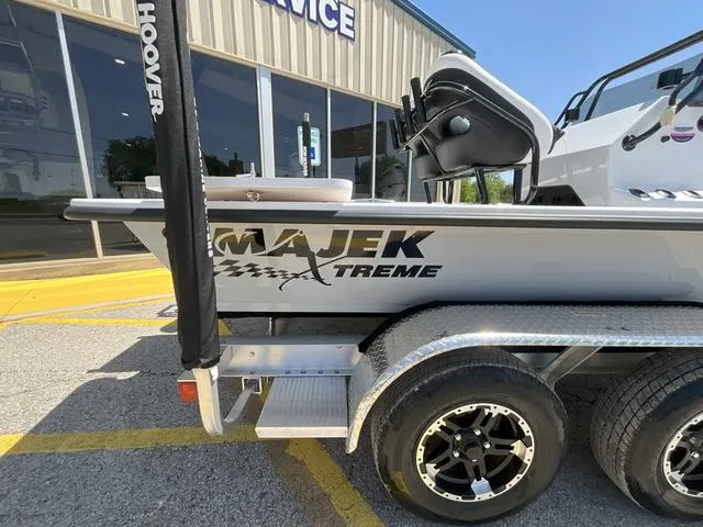 Slide: The Image of Majek 22 XTREME 2025 - 15