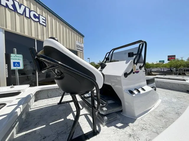 Slide: The Image of Majek 22 XTREME 2025 - 7