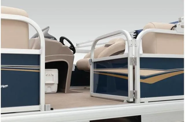 Slide: The Image of Sun Tracker Party Barge 18 DLX 2020 - 12