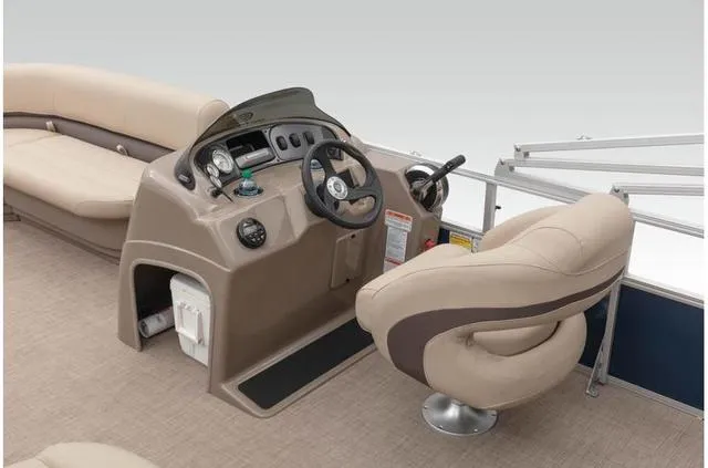 Slide: The Image of Sun Tracker Party Barge 18 DLX 2020 - 13