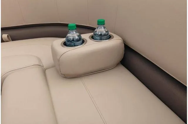 Slide: The Image of Sun Tracker Party Barge 18 DLX 2020 - 18