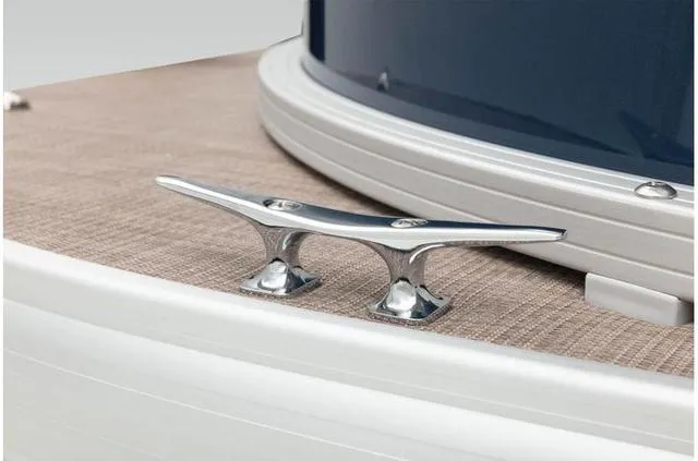 Slide: The Image of Sun Tracker Party Barge 18 DLX 2020 - 26