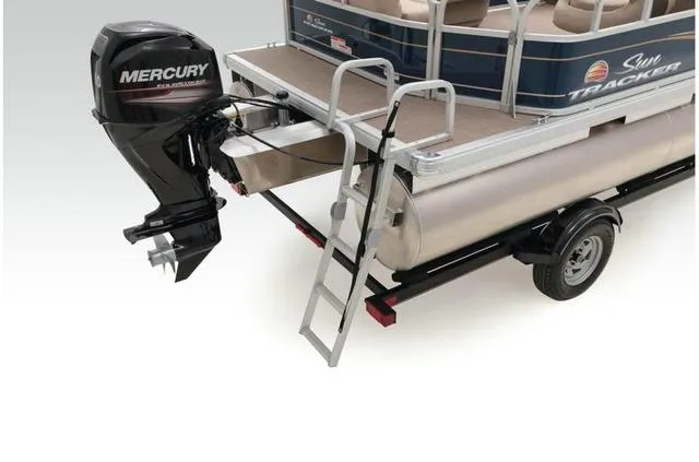 Slide: The Image of Sun Tracker Party Barge 18 DLX 2020 - 35