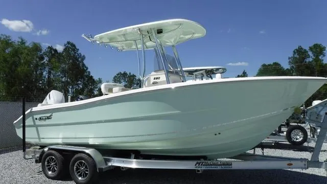 The Image of Bulls Bay 230 Center Console 2025 - 1