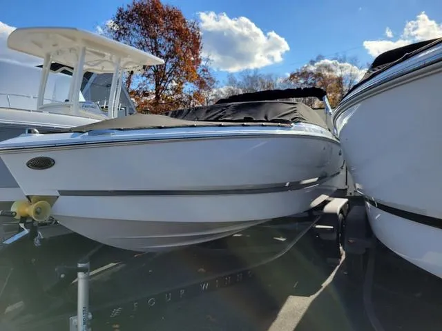 Slide: The Image of Four Winns H1C 2023 - 1