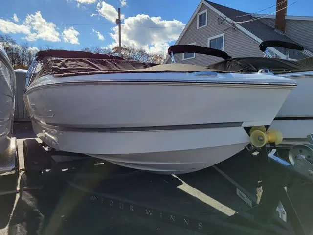 Slide: The Image of Four Winns H1C 2023 - 2