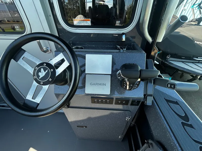 Slide: The Image of Duckworth 30 Offshore XL 2026 - 10