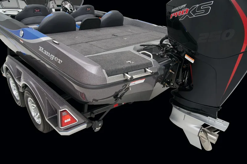 Slide: The Image of Ranger 212LS 2023 - 38